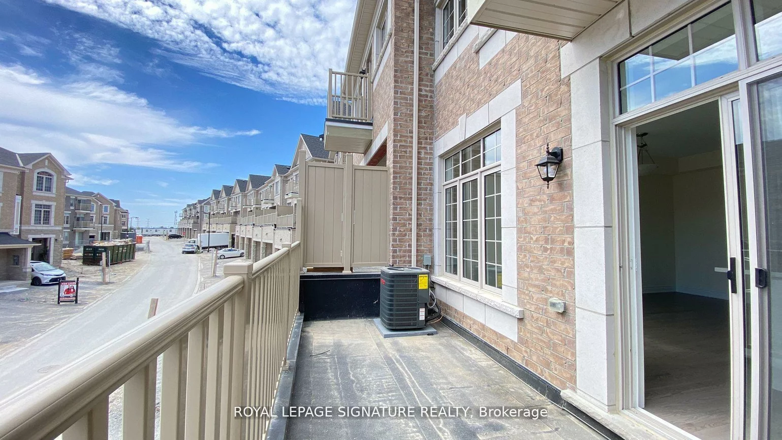 303, Kirkham, Cedarwood, Markham