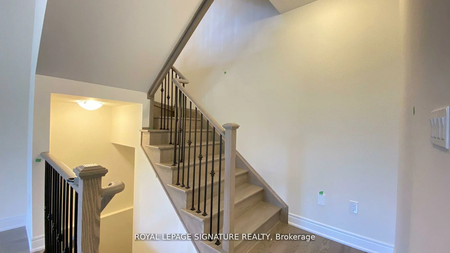 303, Kirkham, Cedarwood, Markham