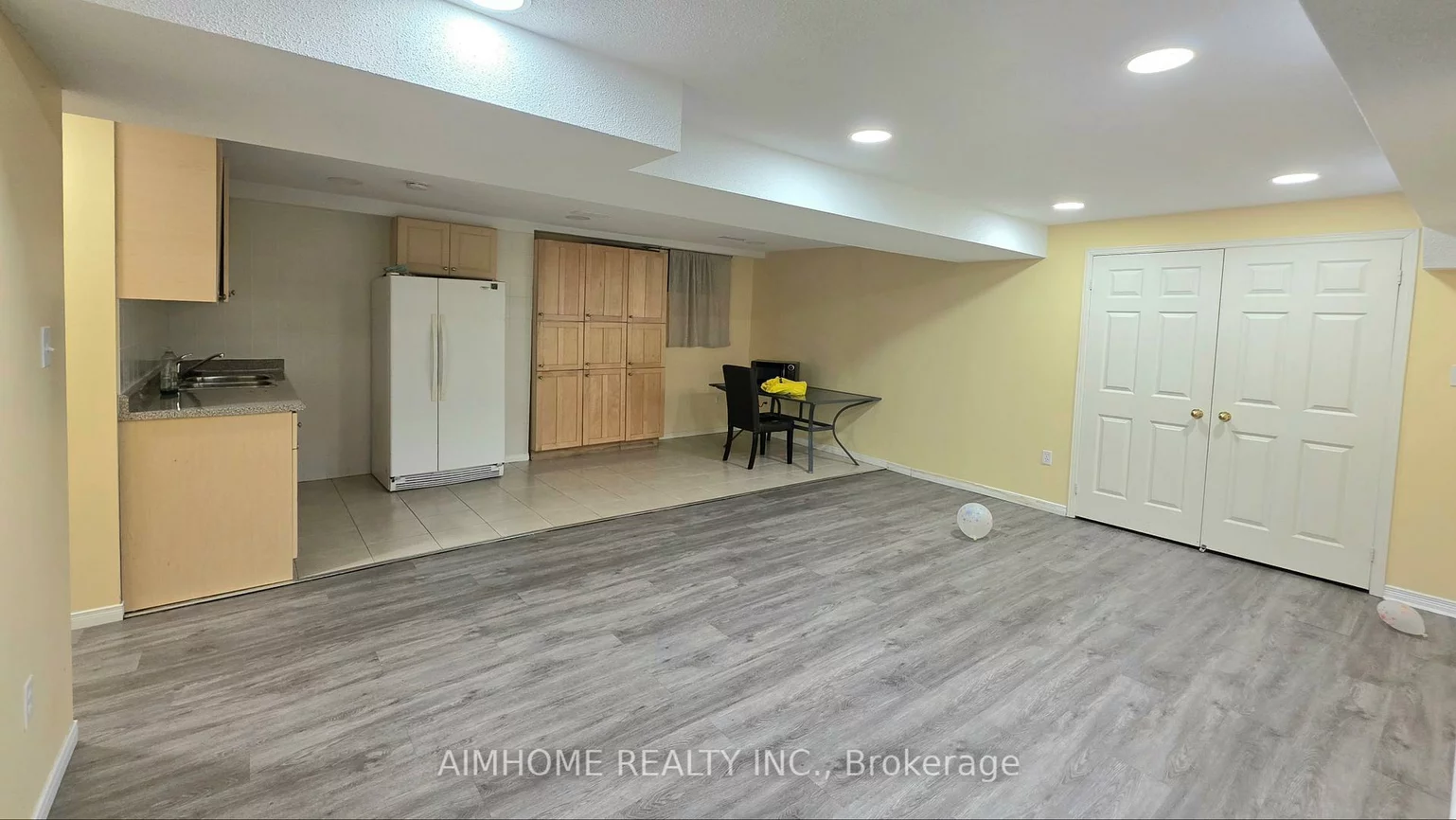 18, Brookshire, Thornlea, Markham