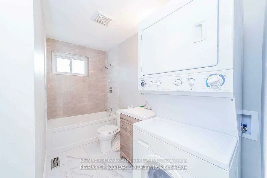 3, Alanadale, Bullock, Markham