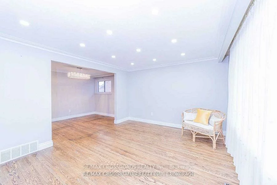 3, Alanadale, Bullock, Markham