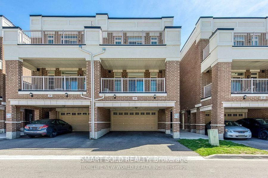 29, Luzon, Box Grove, Markham