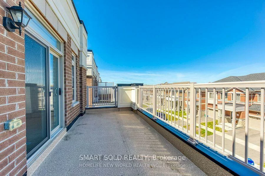 29, Luzon, Box Grove, Markham