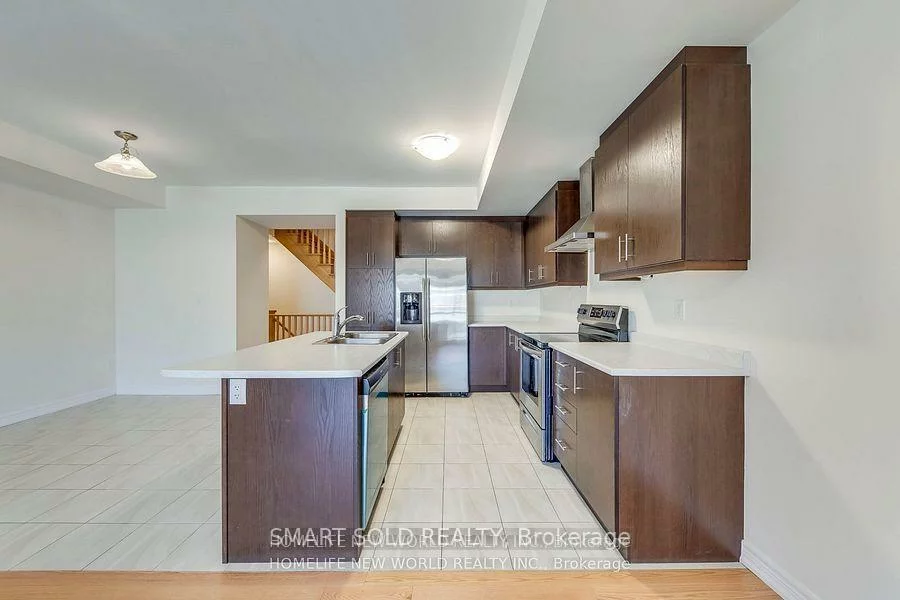 29, Luzon, Box Grove, Markham