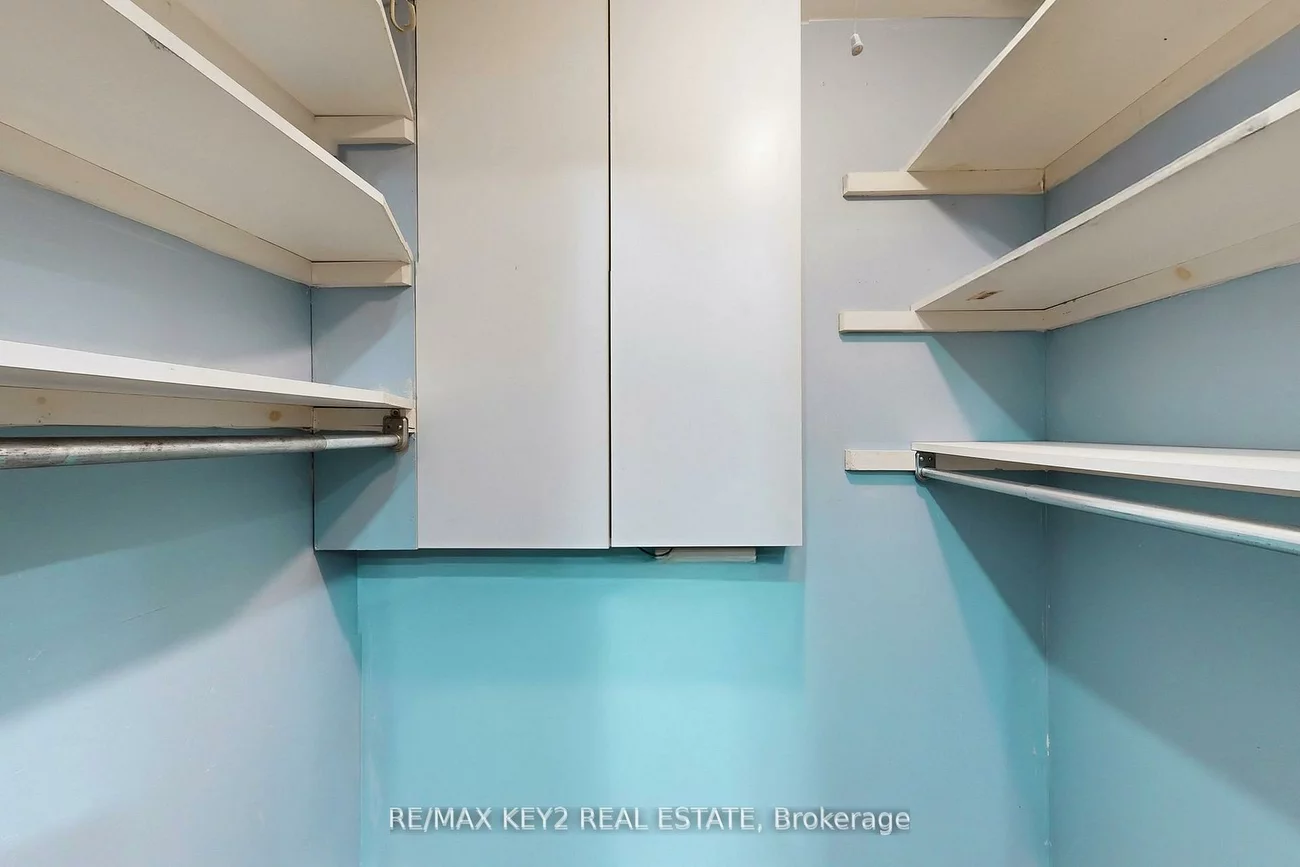 201, Hopecrest, Cachet, Markham