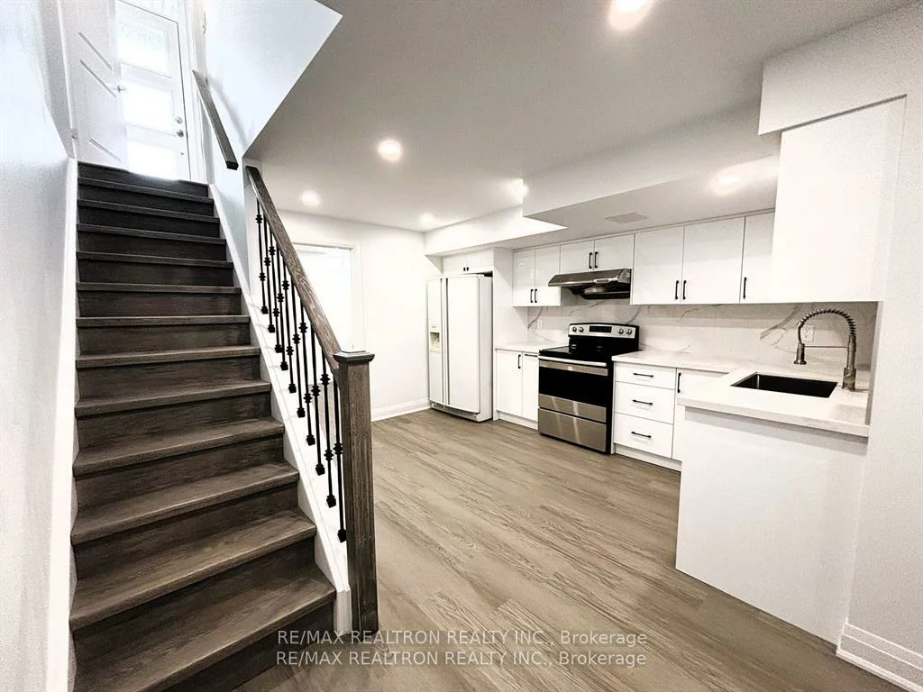 225, Webb, Cornell, Markham