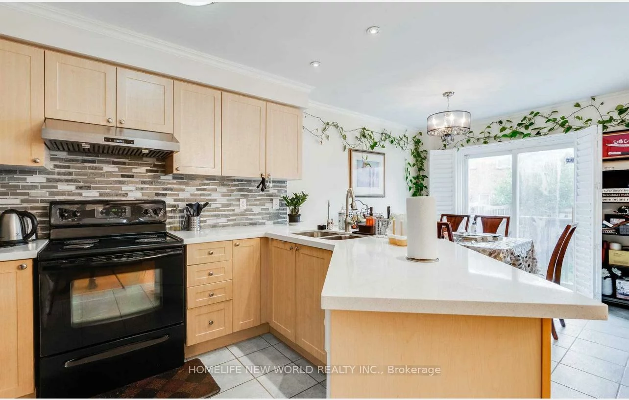 29, Courtfield, Berczy, Markham