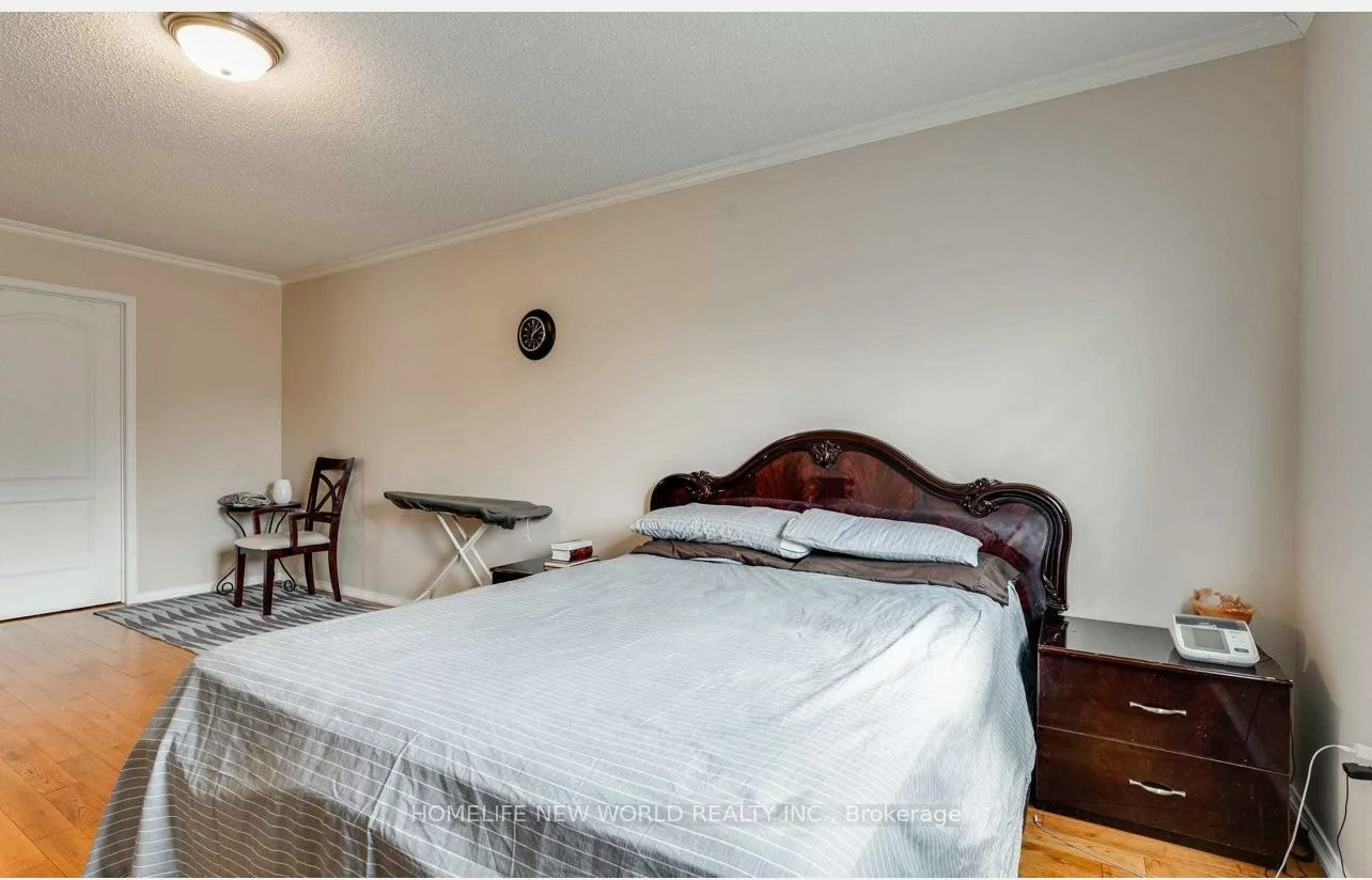 29, Courtfield, Berczy, Markham