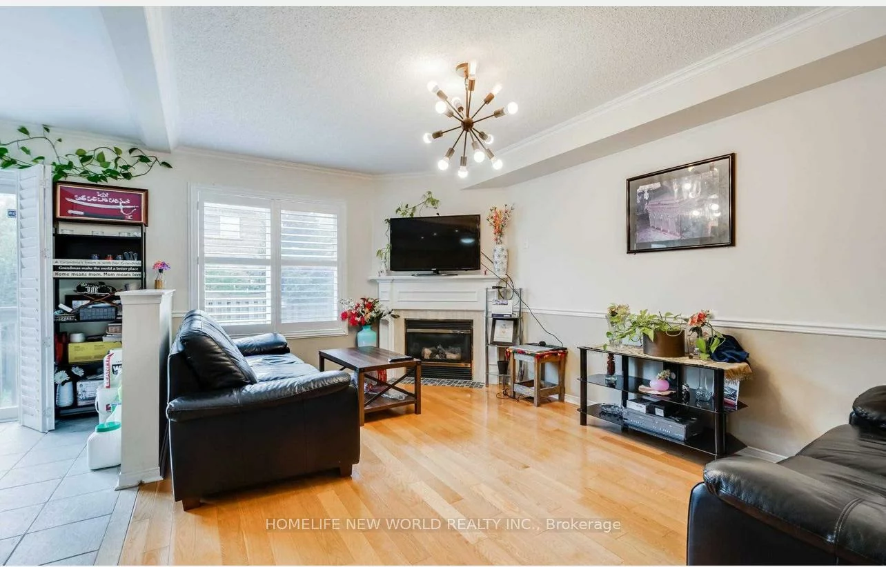 29, Courtfield, Berczy, Markham