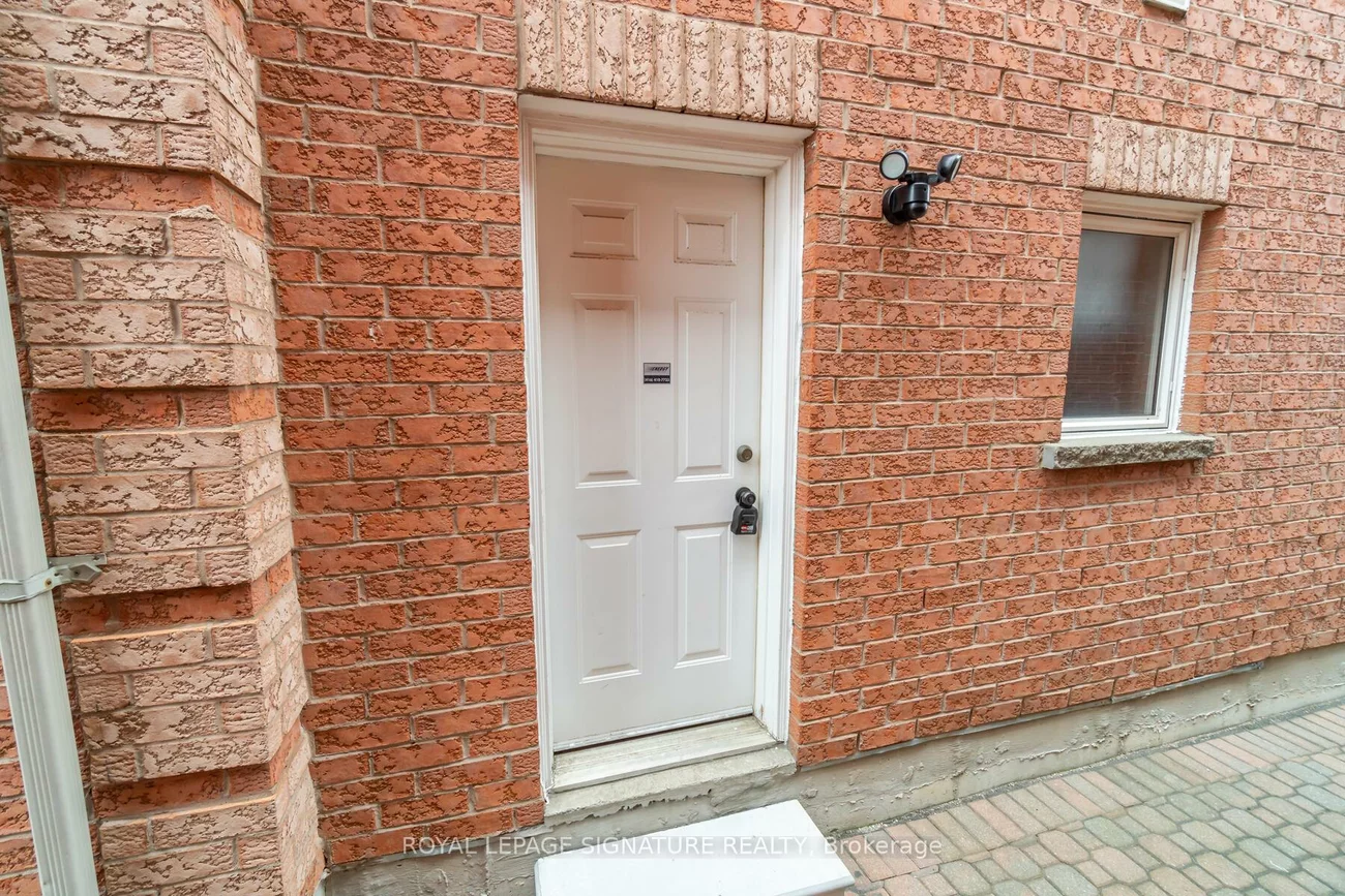 62, Summerlea, Middlefield, Markham