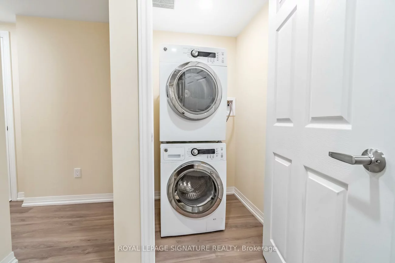 62, Summerlea, Middlefield, Markham