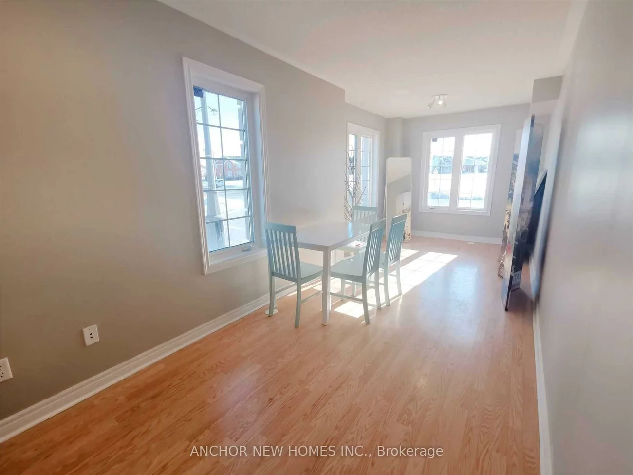 2608, Bur Oak, Cornell, Markham