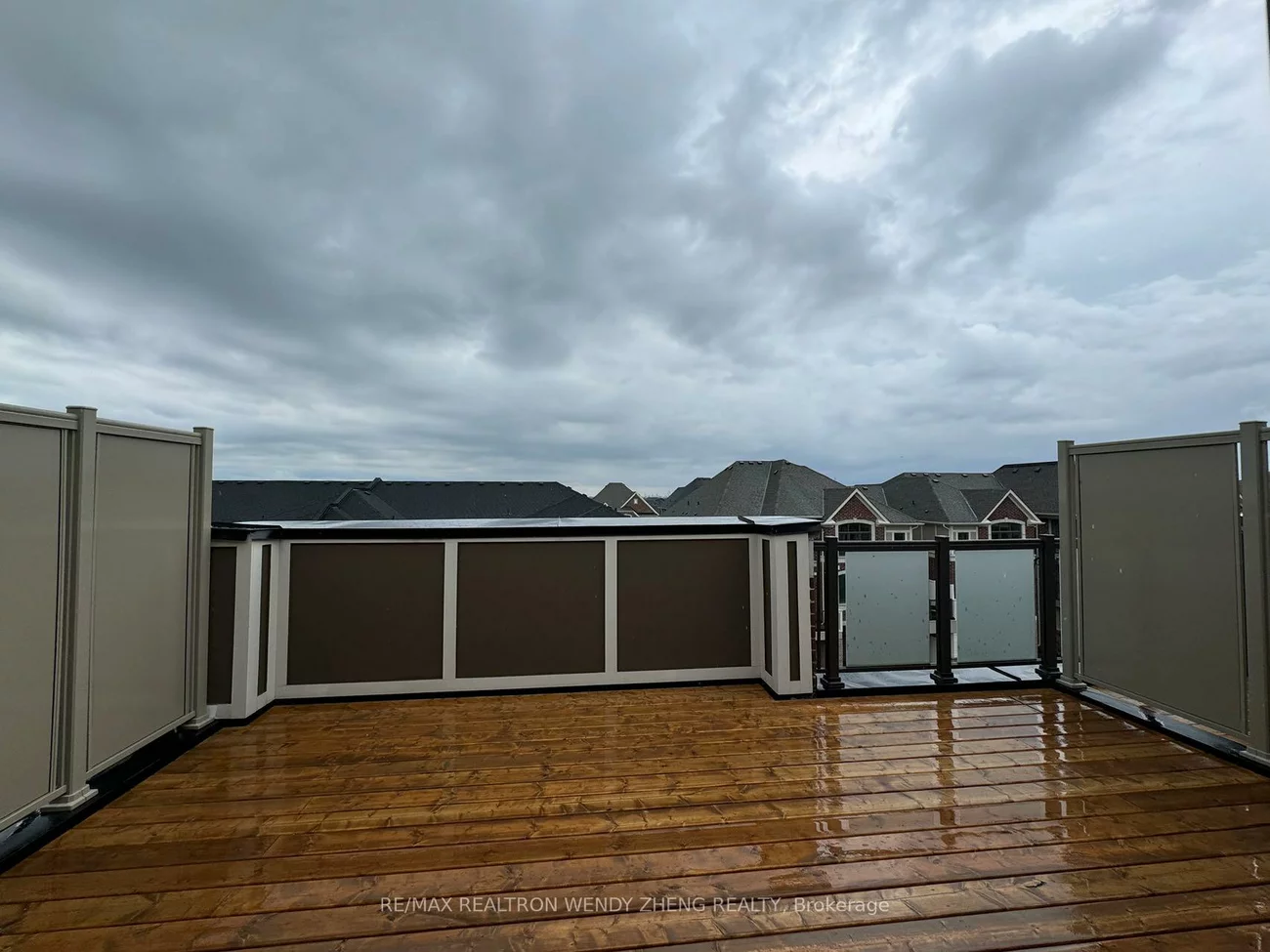 109, Thomas Frisby Jr, Victoria Square, Markham