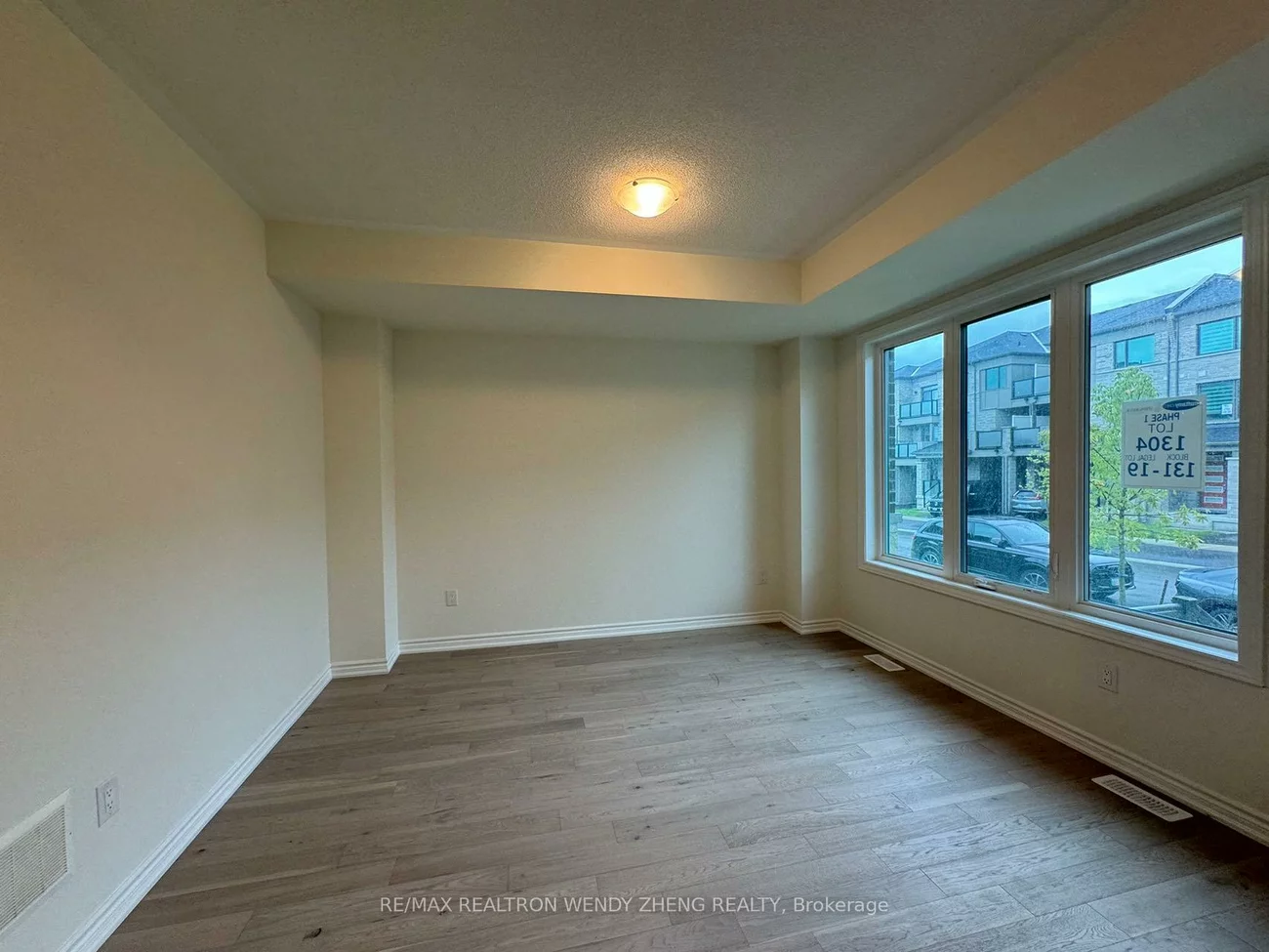 109, Thomas Frisby Jr, Victoria Square, Markham