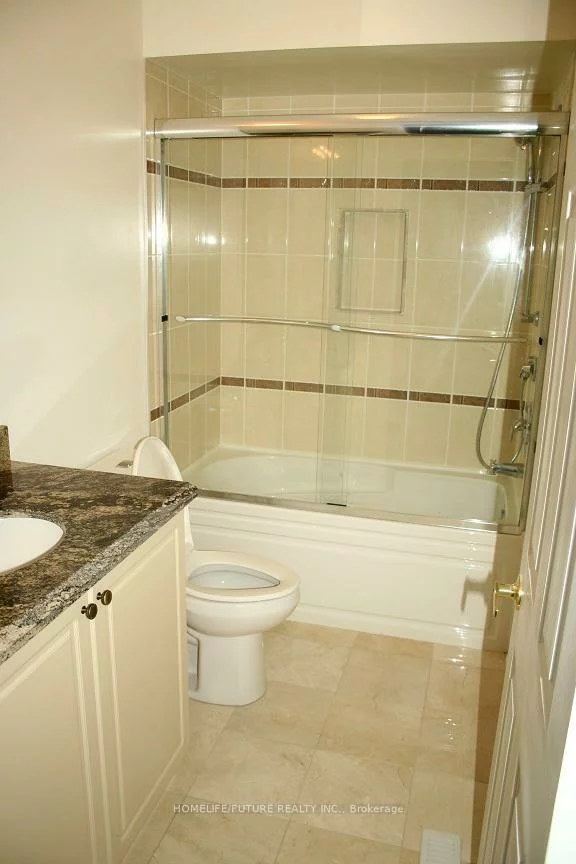 40, Pagnello, Box Grove, Markham