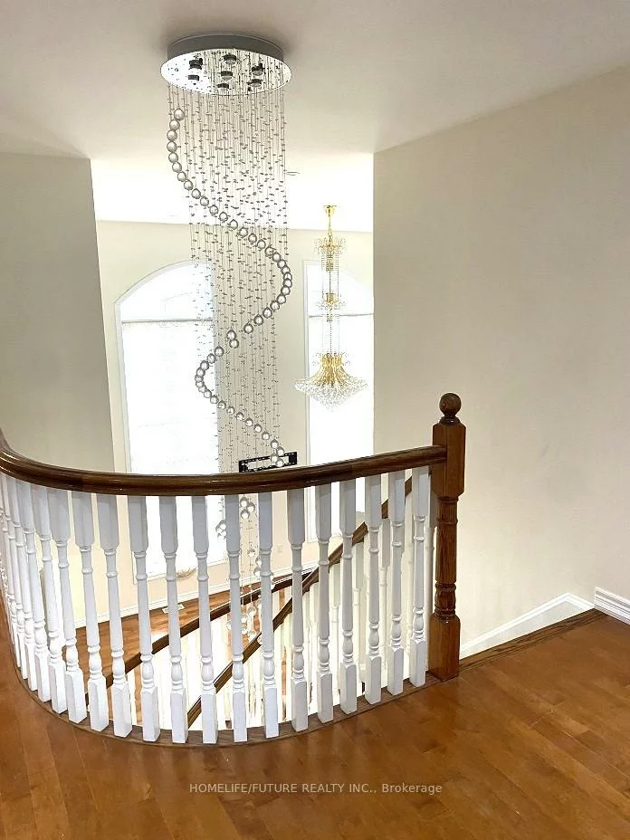 40, Pagnello, Box Grove, Markham