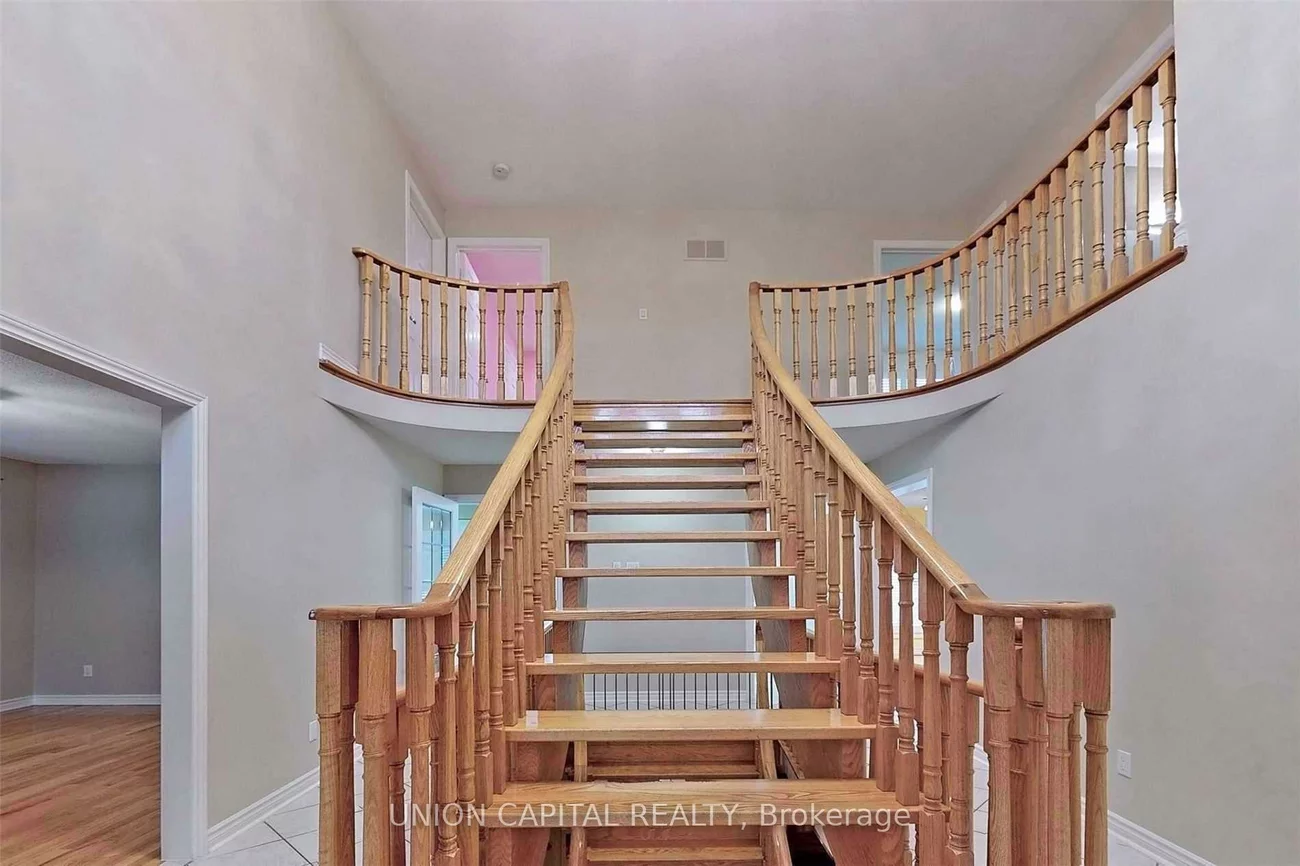 51, Kimbark, Milliken Mills East, Markham