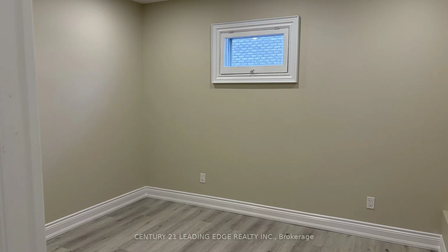 295, Main, Old Markham Village, Markham