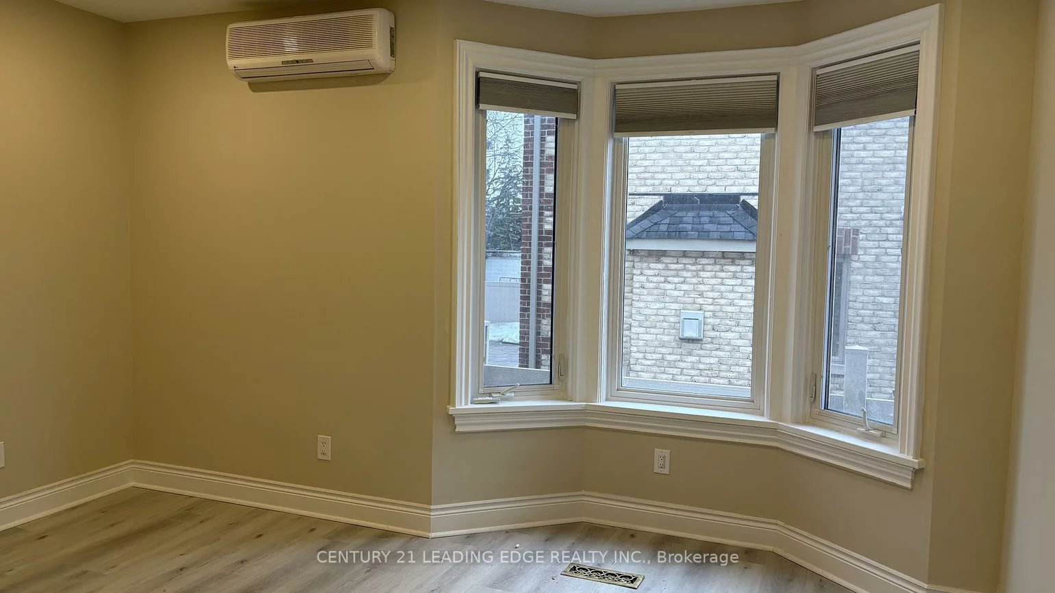 295, Main, Old Markham Village, Markham