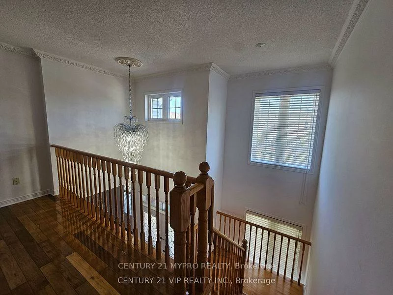 25, Kentley, Berczy, Markham