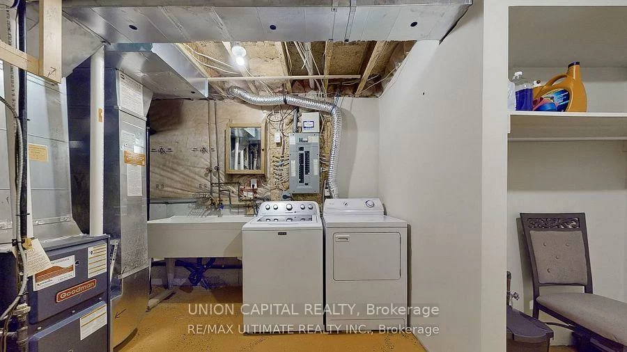 46, Clover, Greensborough, Markham