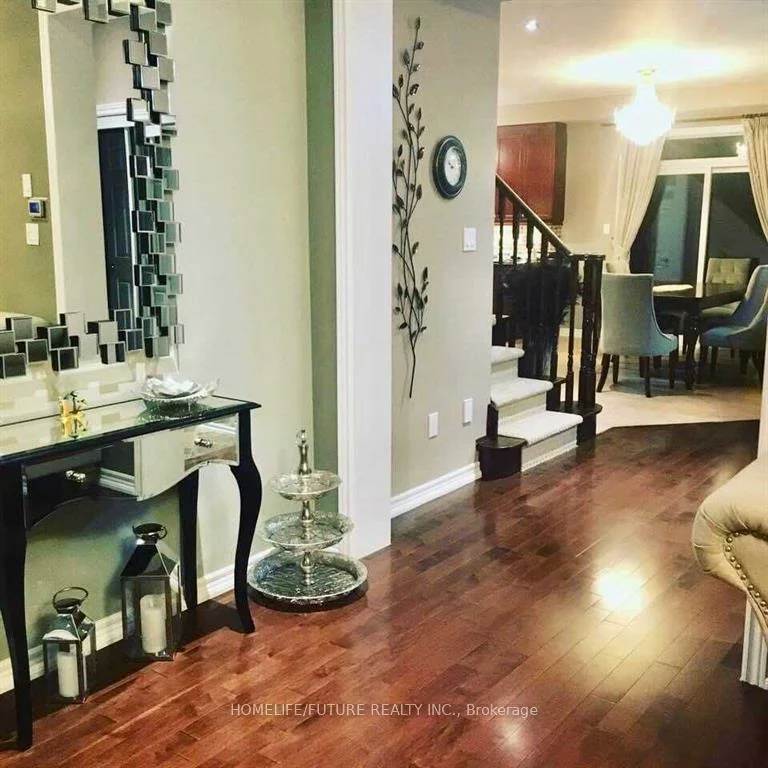 135, Stonechurch, Box Grove, Markham