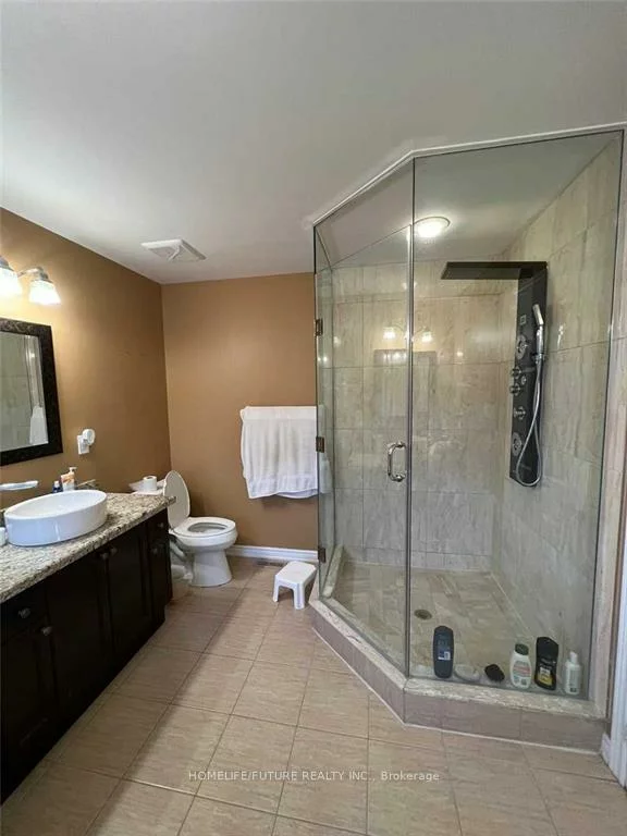 135, Stonechurch, Box Grove, Markham