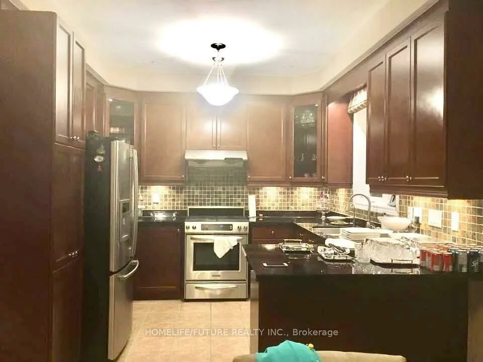 135, Stonechurch, Box Grove, Markham