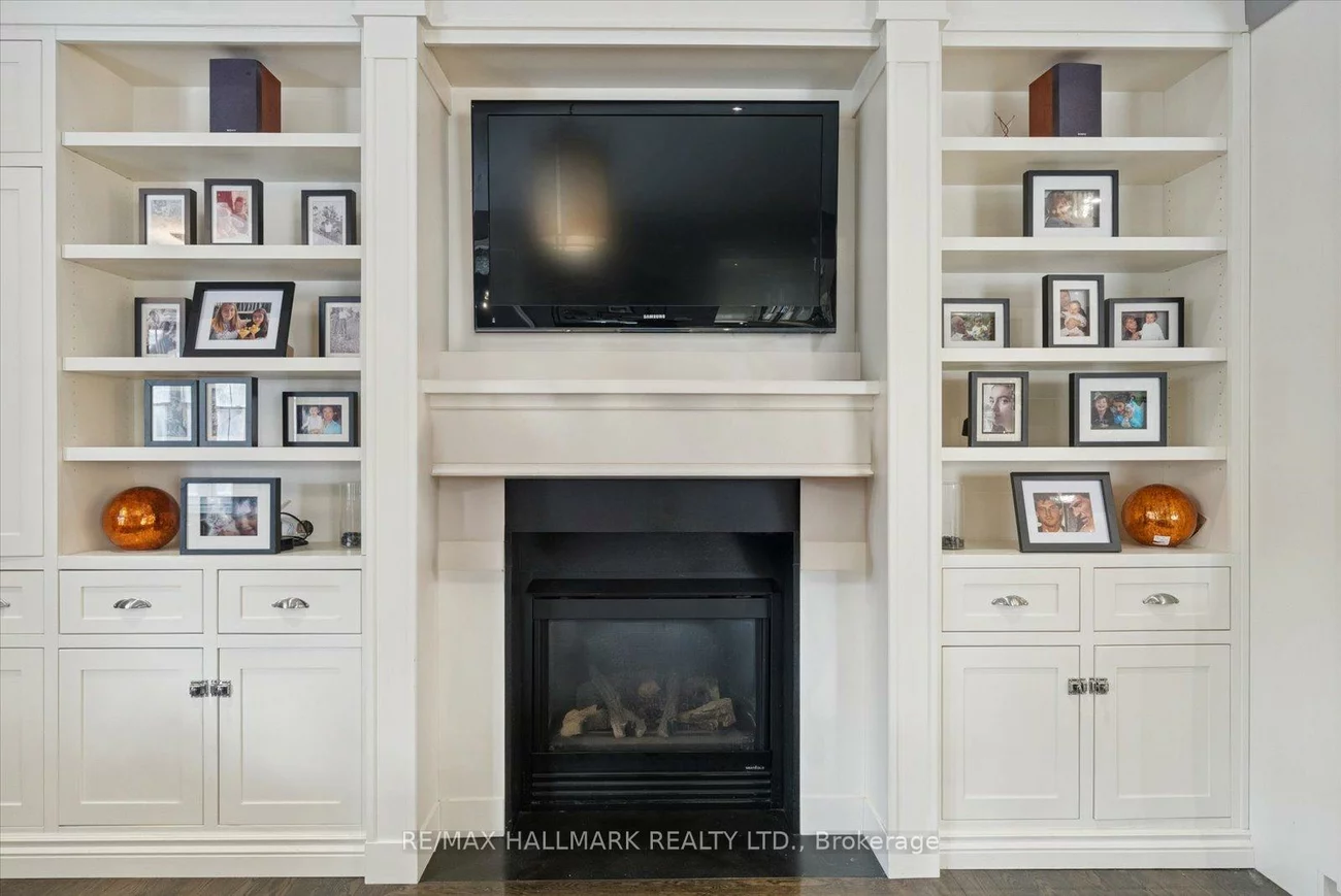 312, Main, Unionville, Markham