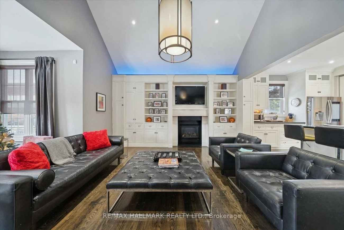 312, Main, Unionville, Markham