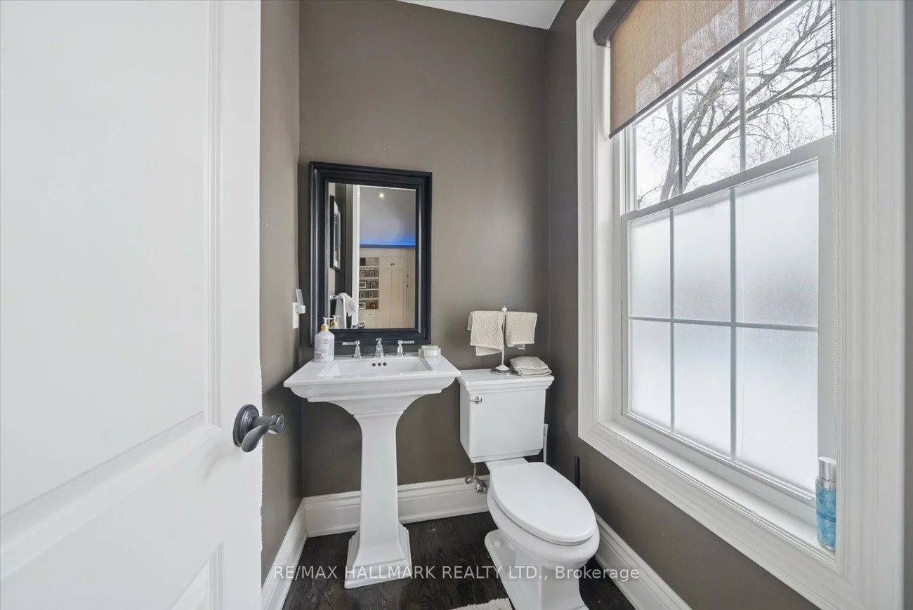 312, Main, Unionville, Markham