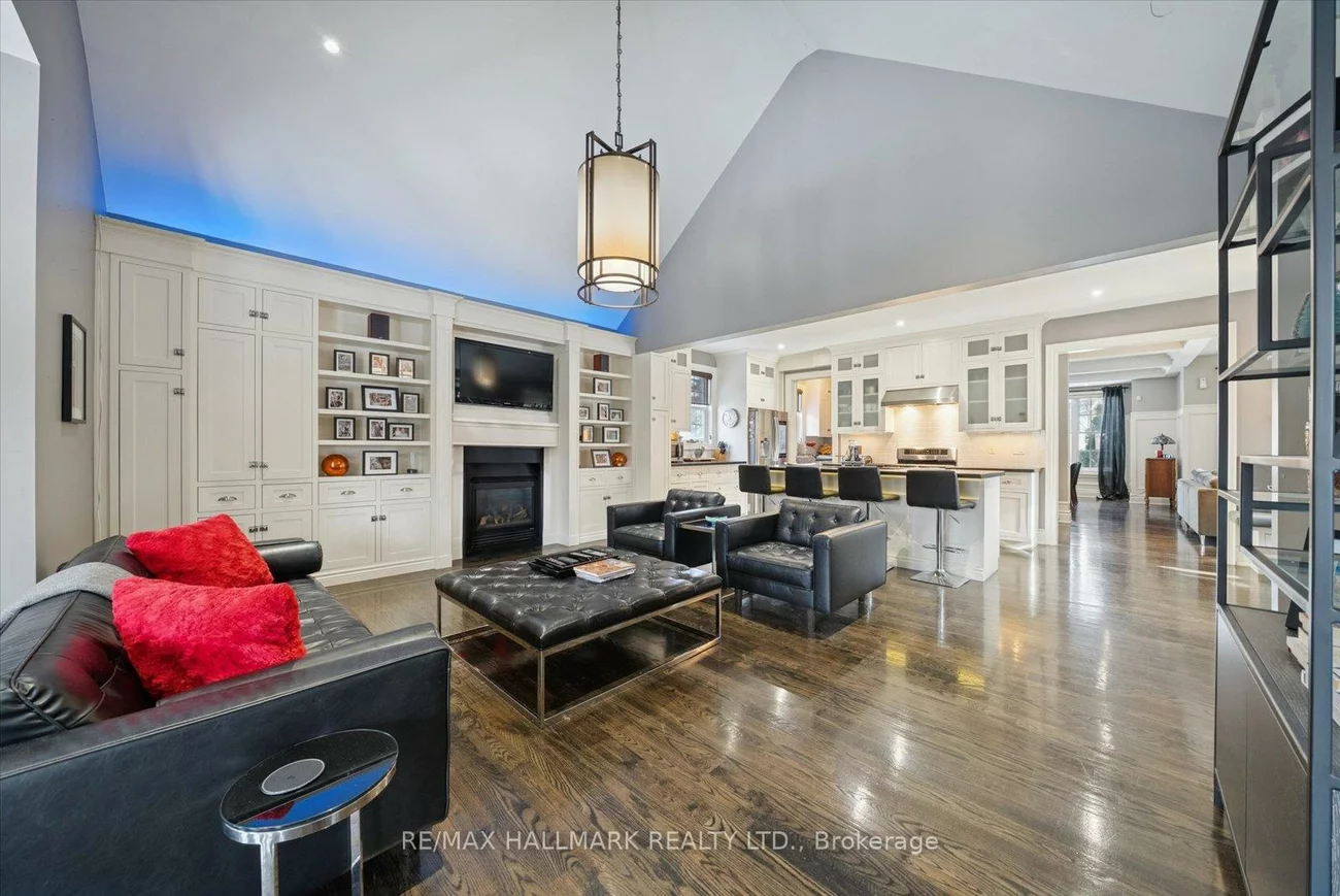 312, Main, Unionville, Markham