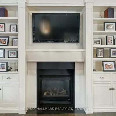 312, Main, Unionville, Markham