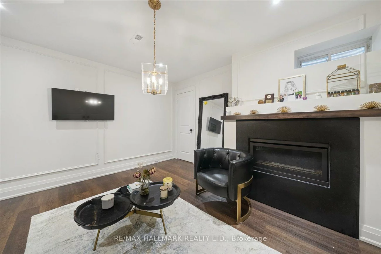 312, Main, Unionville, Markham