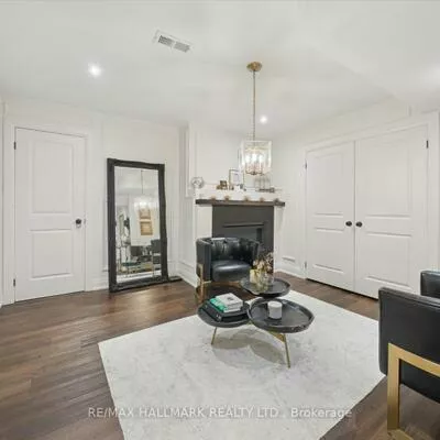 312, Main, Unionville, Markham