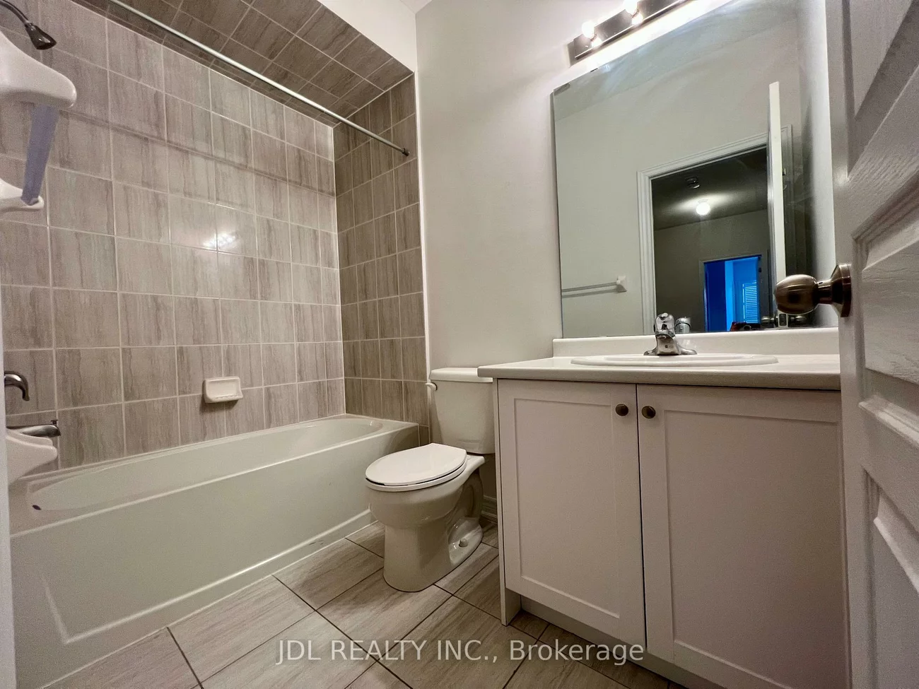 35, Jaffna, Berczy, Markham