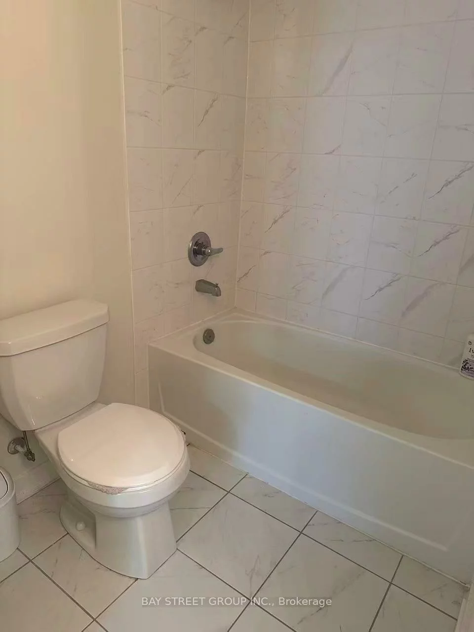 124, Old Oak, Cornell, Markham