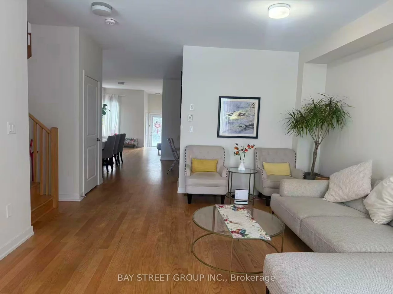 124, Old Oak, Cornell, Markham