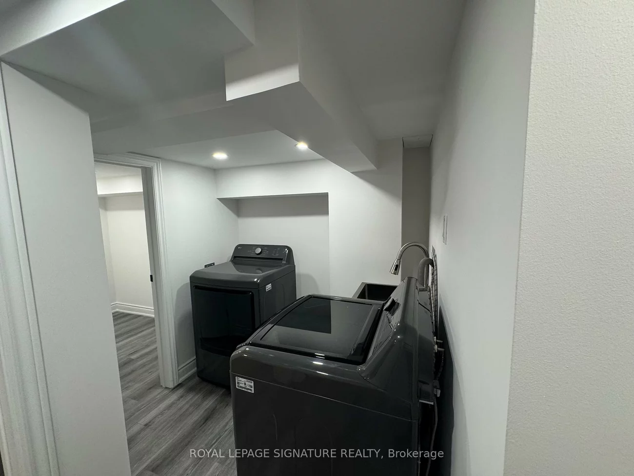 44, Isabella, Village Green-South Unionville, Markham