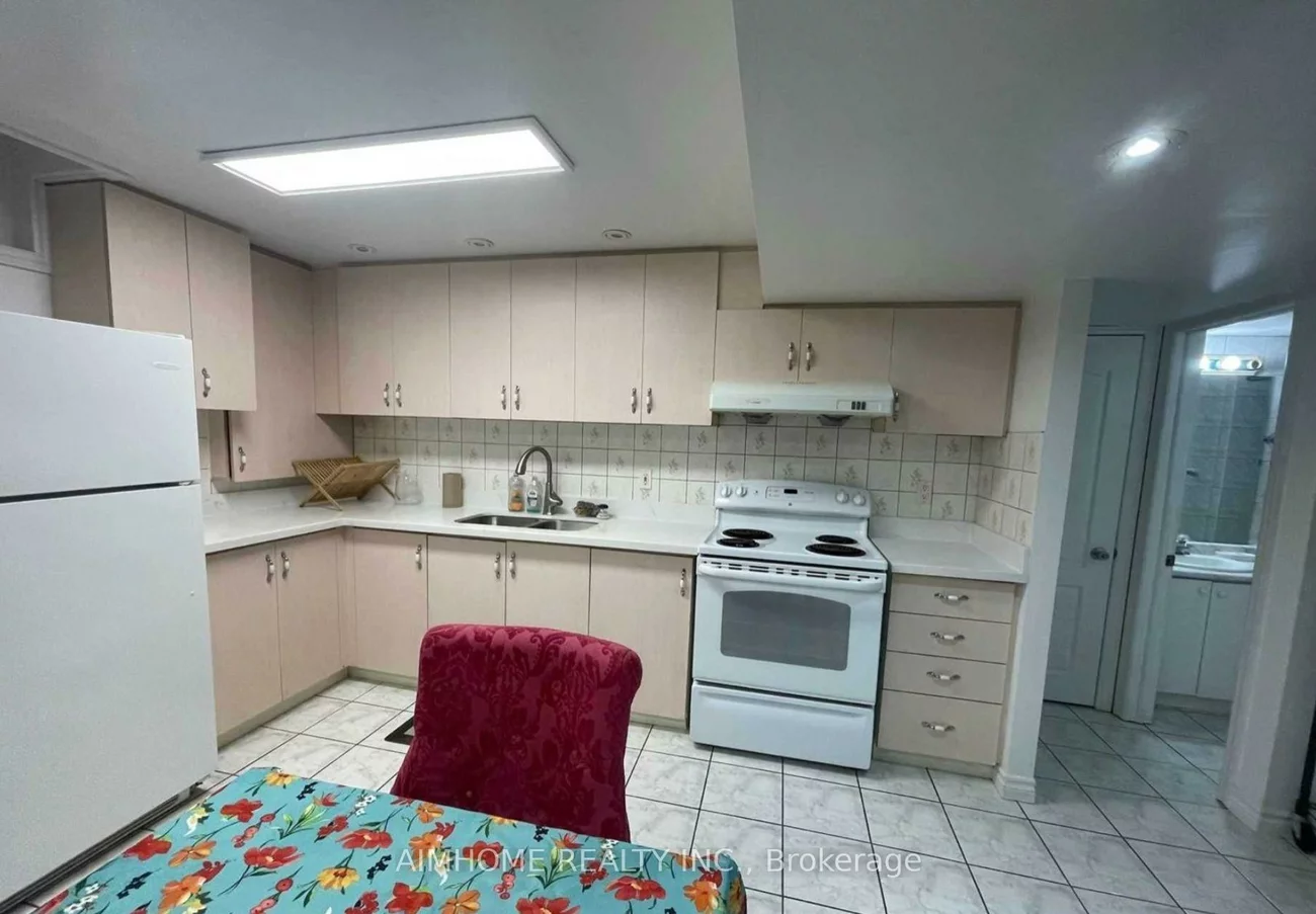 56, Quantum, Middlefield, Markham