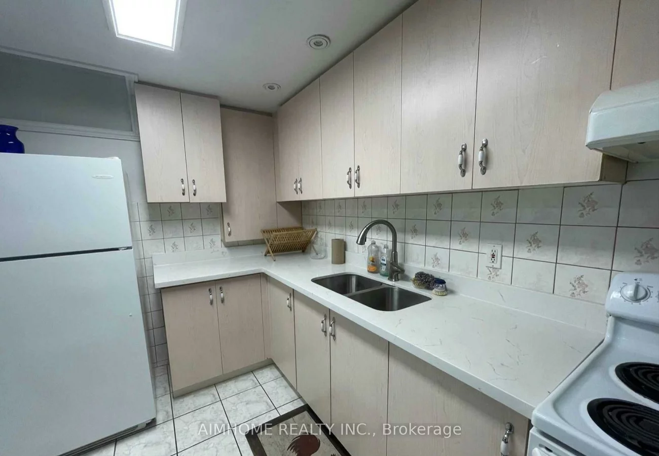 56, Quantum, Middlefield, Markham