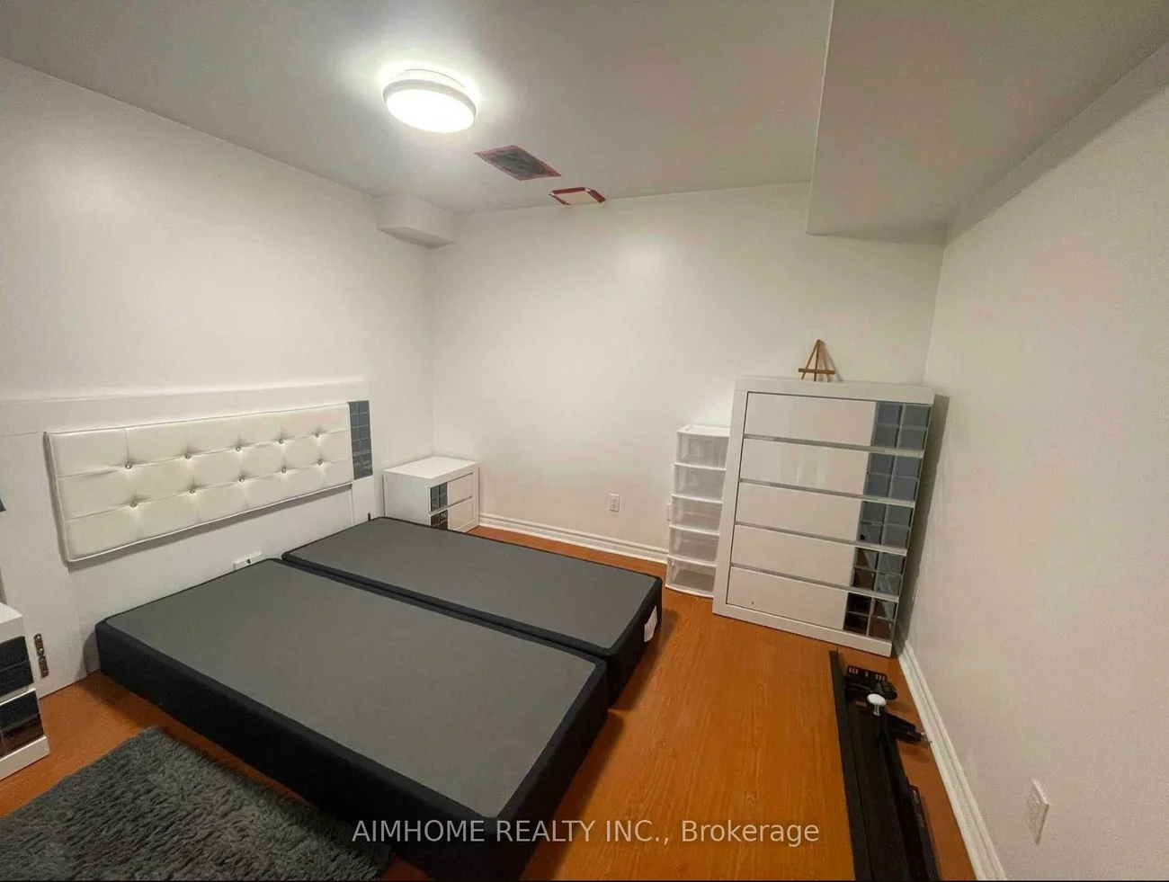 56, Quantum, Middlefield, Markham