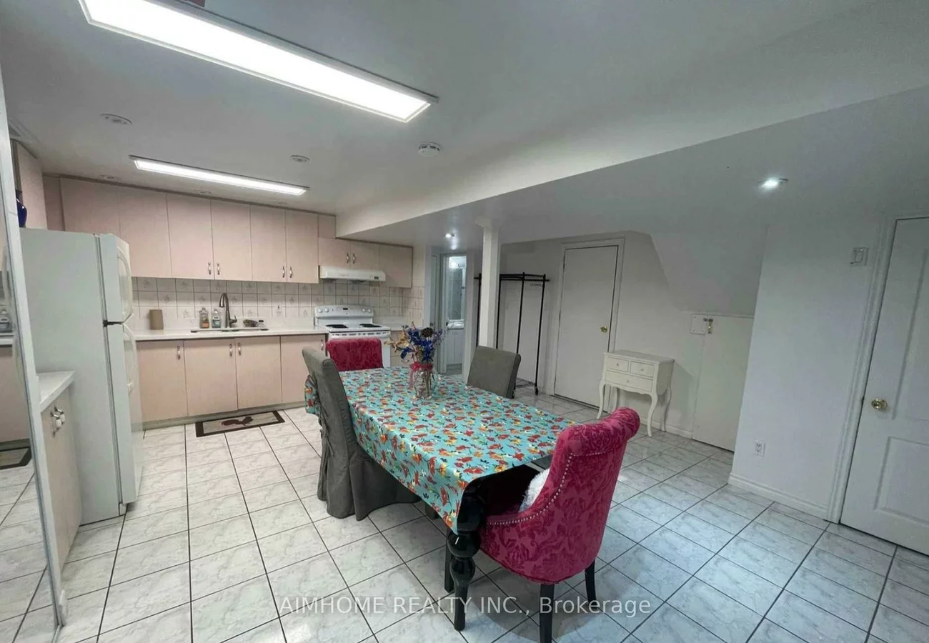 56, Quantum, Middlefield, Markham