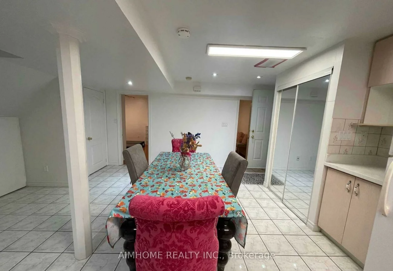 56, Quantum, Middlefield, Markham