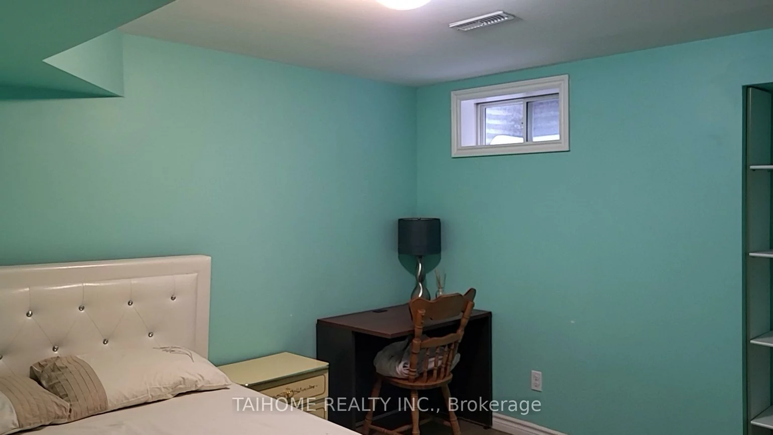 121, Lyndhurst, Thornlea, Markham