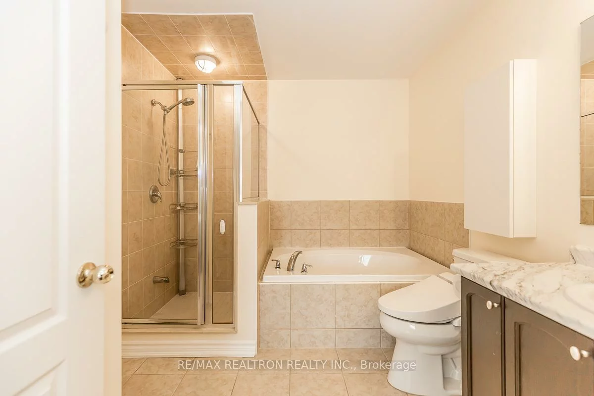 28, Donald Buttress, Cathedraltown, Markham