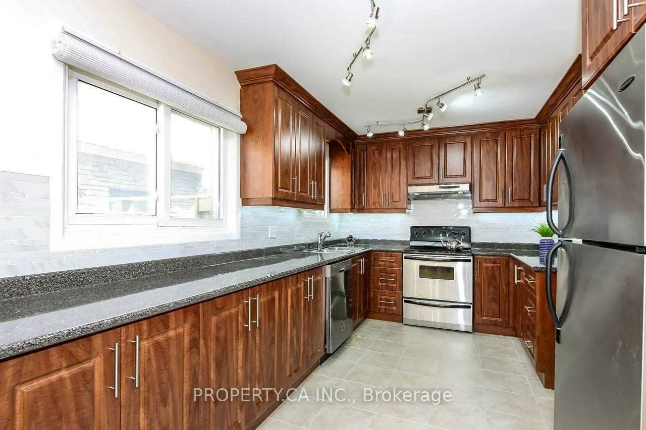 81, Holsworthy, German Mills, Markham