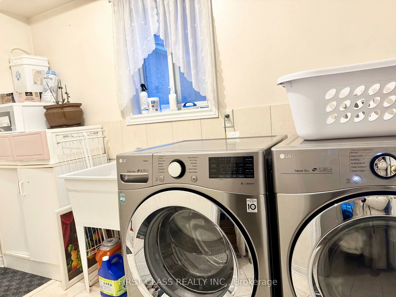 14, Tormina, Milliken Mills East, Markham