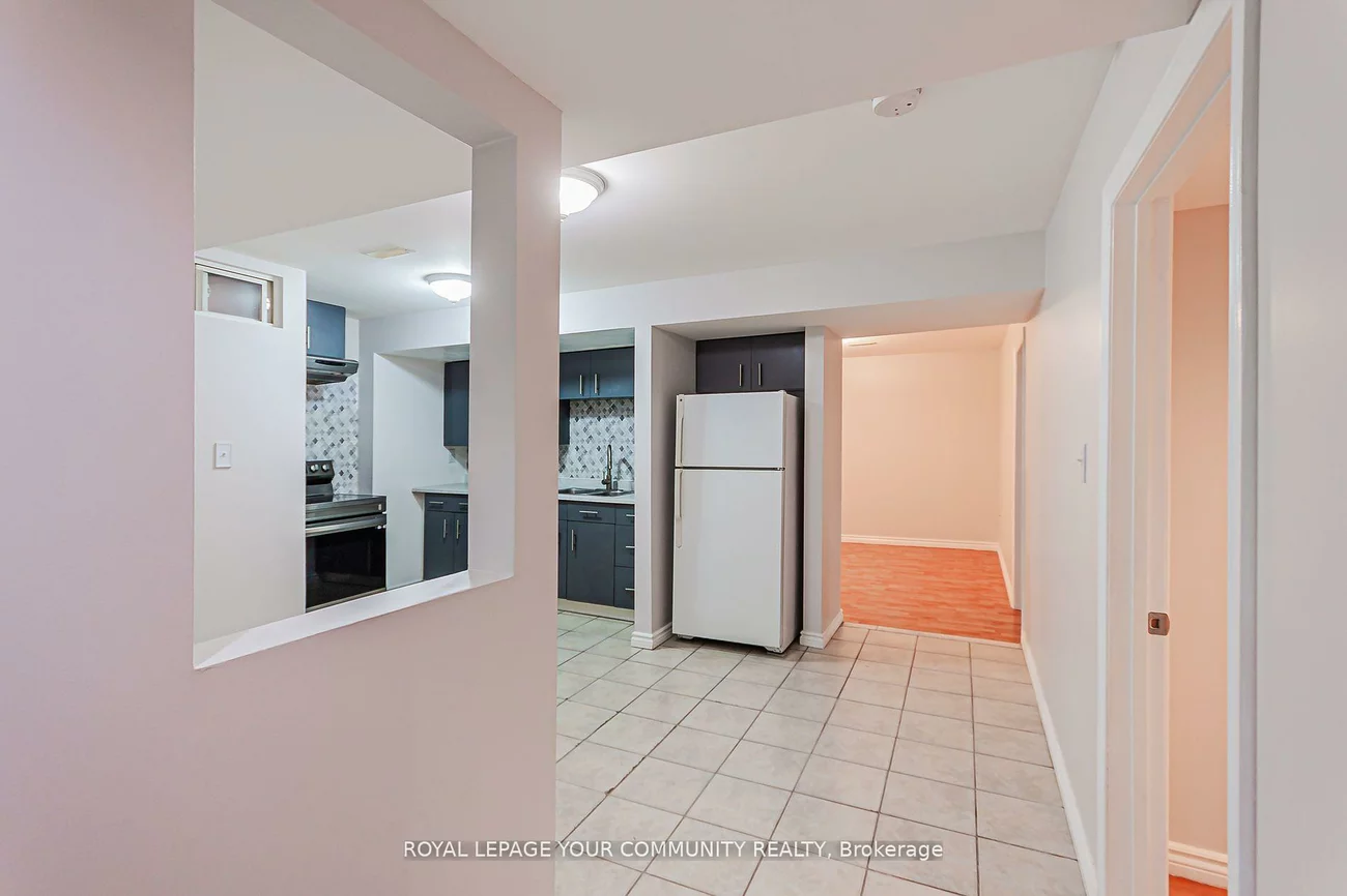 6, Round Hill, Box Grove, Markham