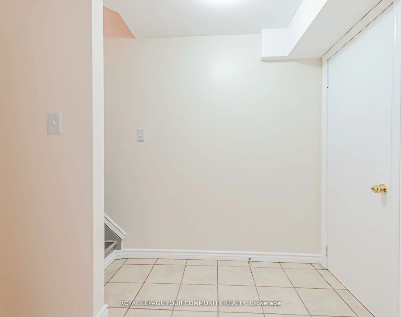 6, Round Hill, Box Grove, Markham